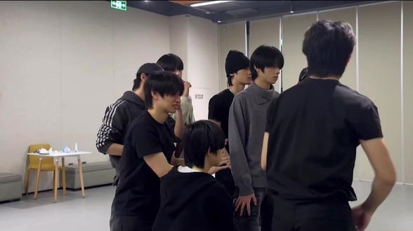 不是 这个mzc是啥意思啊#橹穆 #271199 #tf新音纪录片