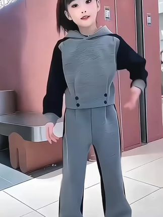 女童套装2025新款秋冬季高能感儿童装大童时尚休闲连帽加绒两件套#生女儿就要这样穿 #高品质童装 #童装搭配每日更新 #女童套装
