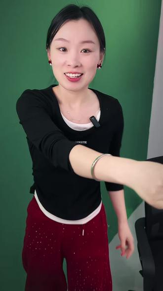 这么拍能火吗,家人们帮帮我#面试 #转圈圈