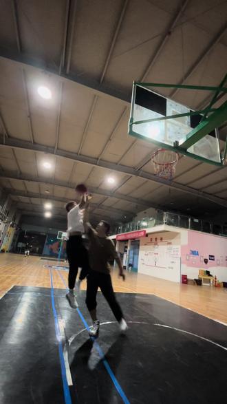 悄悄做个梦给你#热门 #篮球#投篮