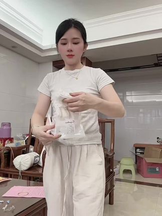 夏天家里有女儿爱穿裙子的,这个二合一的打底裤快安排上!面料特别舒服#柔软舒适透气亲肤 加长底档的,不卡档不夹屁屁,还是加长裤脚的也不卷边,穿着是真舒服啊!#儿童打底裤 #划算 #二合一 #买它