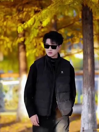 男女网红同款眼镜高清偏光开车钓鱼太阳镜时尚墨镜#墨镜 #太阳镜 #偏光太阳镜 #开车墨镜 #钓鱼眼镜