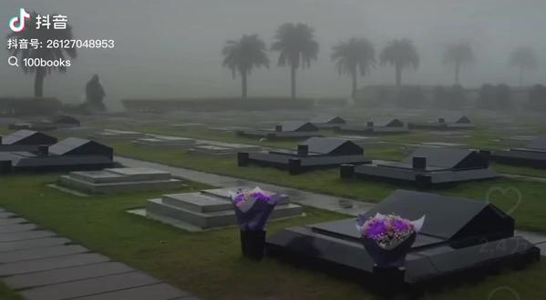 以雕像为信,以时光为证,把思念刻成永恒,这是具俊晔给大S最浪漫的告白。用一整年的匠心,筑一座思念的丰碑,这是属于具俊晔的,沉默又磅礴的深情。他用一座雕像,让爱意有了具象,让思念永不落幕。