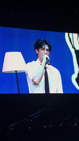 宋威龙《天黑黑》前半部分
后面没有录
#宋威龙
#宋威龙见面会
#宋威龙十周年见面会