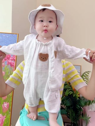 一出门就被人要链接的衣服,宝宝穿着真的太可爱了,帽子衣服都有了,面料柔软又舒适,妈妈们赶紧安排起来 #宝宝穿搭 #萌娃穿搭 #母婴好物 #谁穿谁好看
