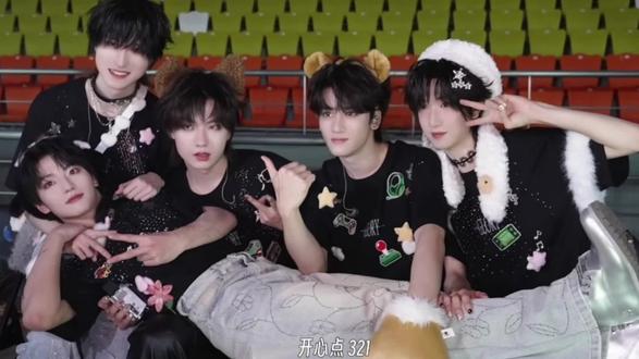 #穆祉丞 谁?是谁在叫?哪里发出的声音…