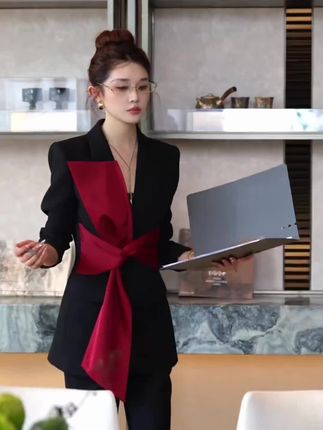 #美人如画 #气韵美女#简单穿搭 #时尚魅力