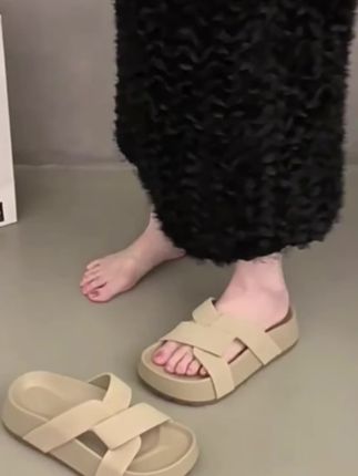 #外穿拖鞋女