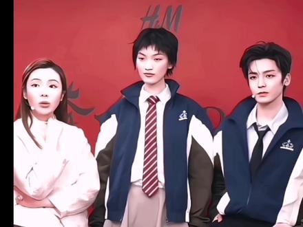 小猫哥这个萌。太护了。#侯明昊@侯明昊Neo @侯明昊Neo工作室 我不行了
笑的小女子囧架架囧架架。