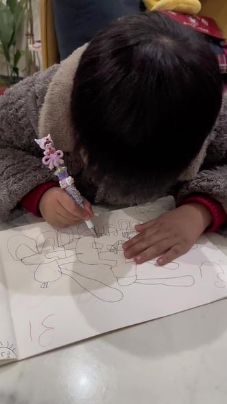 坦克已经在脑子里 不用看图就可以画出来t#坦克 #我爱画画 #爱画画的男孩