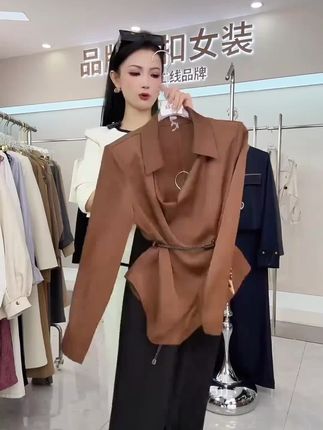 〈纪朵研〉1226时尚休闲风气质轻熟风拼接时尚风套装#穿搭 #今天穿什么 #气质范#谁穿谁好看
