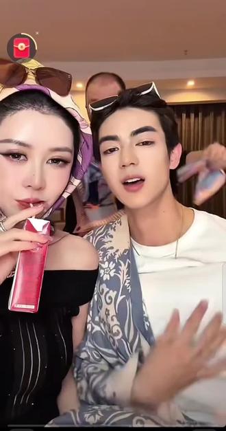 盈公主纳迪尔戏精上线了,笑料百出😅😅😅,!在线观看笑到肚子疼,你看了吗?#戏精日常 #笑出眼泪# #笑出眼泪