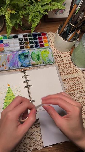 超详细手绘圣诞教程,快发给你诡秘
#圣诞的100种打开方式 #水彩 #绘画过程 #圣诞节的仪式感