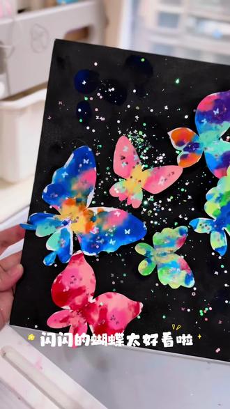 两岁美育启蒙🎨|不用画笔画对称的立体蝴蝶🦋 春日美育~和宝宝一起画一幅漂亮的立体蝴蝶画吧🦋#儿童美术绘画 #创作者中心 #创作灵感 #艺术启蒙 #春日手工