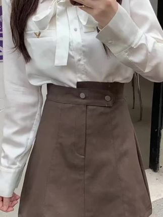 #热门热门话题 大码女装2025秋装新款胖妹妹PU皮裙胖mm短裙#优雅气质 #春秋穿搭 #完美搭配