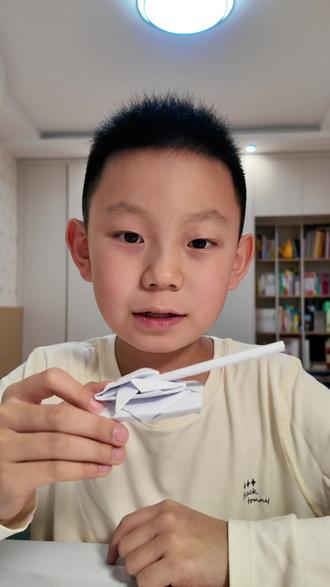 今天是小年,我折了很多纸#折纸#坦克游戏
#纸飞机#上热搜#日常vlog
