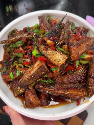 #风干草鱼尾#地方特色美食 #好吃到停不下来 #今天吃什么#美味下饭菜
