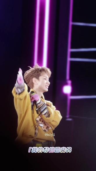 一段收官站长达十分钟的talking
在罗曼城里永远都是真心的交付#汪苏泷 #汪苏泷广州演唱会 #罗曼城 #汪苏泷十万伏特