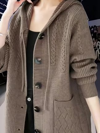 恒源祥彩羊春装羊毛连帽针织开衫女秋冬宽松洋气毛衣加厚妈妈外套#优雅气质 #外套穿搭 #穿出高级感 #洋气上档次