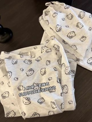 只有女生才懂这套睡衣的含金量吧#可外出睡衣推荐 #宅家睡衣秀#慵懒风穿搭#家居服分享#舒适家居服