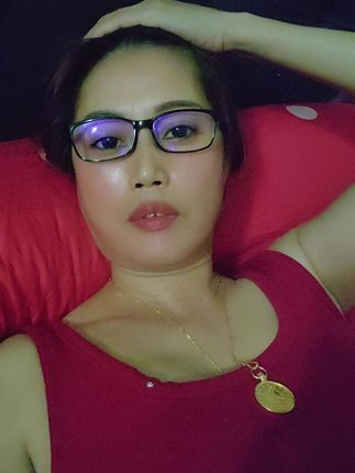 这段时间感谢家人陪伴与细心照顾 特别特别感谢两个妹夫 小毛 老仉 还有一个弟媳妇 也谢谢所有亲戚朋友 祝我爰的人和爱我的人 平安喜欢 幸福安康