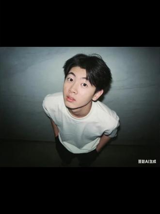 你年少,我缥缈……我爱的静悄悄ai口令和教程来了!#豆包ai #豆包出大片有两把刷子 #肉麻的调调你不会知道 #静悄悄 #肉麻的调调