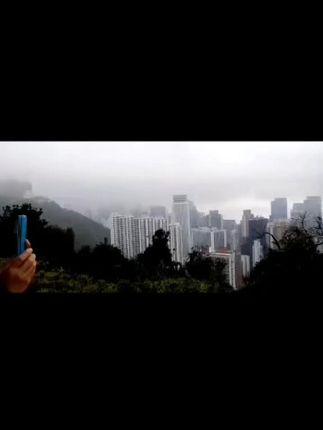 太平山俯瞰香港。浅水湾明星楼小区。坐缆车上海洋公园山顶坐摩天塔观全景。