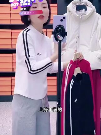 XVRV2025秋季半拉链运动长袖健身显瘦百搭T恤跑步运动上 #反底鲤鱼钓组 #街拍小姐姐穿搭秀 #视频创作者中心 @DOU+小助手