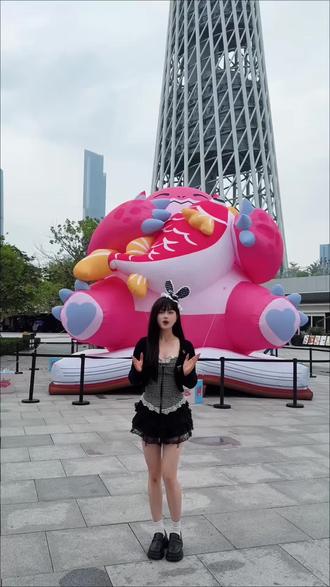 周末去哪玩?广州塔脚下这个胖胖龙乐园太出片了📸🍀#胖胖龙好运乐园春满花城 #以铲换铲 #广州塔下接好运#胖胖龙也有小蛮腰