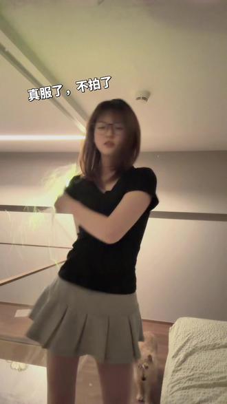 我是真不想跳了 #卡点舞 #UU摇#眼镜妹