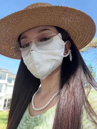 又纯又欲金丝镜,修饰脸型又温柔