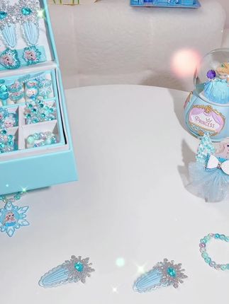 送给小公主的生日惊喜哦,一整套冰雪公主系列首饰发饰礼盒,满足女儿公主梦!#生日礼物 #头饰发饰 #儿童玩具 #艾莎