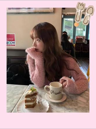 韩系氛围感照片小网课☕️
#韩女拍照 #韩系穿搭 #ins博主 #审美#咖啡馆拍照