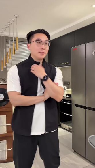 薄款马甲,空调房必备,透气有型,舒适百搭! 【GGG】Norv北温哥华运动马甲 春季户外高尔夫百搭防风立领坎肩马甲#马甲背心 #空调房穿搭 #型男马甲 #夏季马甲穿搭 #男士马甲坎肩