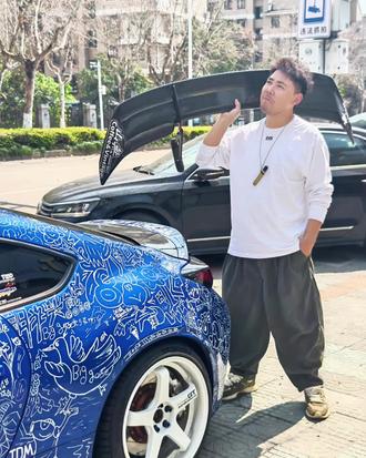 玩改装车就要做好这样的觉悟!1087必须有!6年免审不再有!有请各位1087大佬点赞留言!#斯巴鲁brz #改装车文化 #1087 #汽车彩绘 #大尾翼