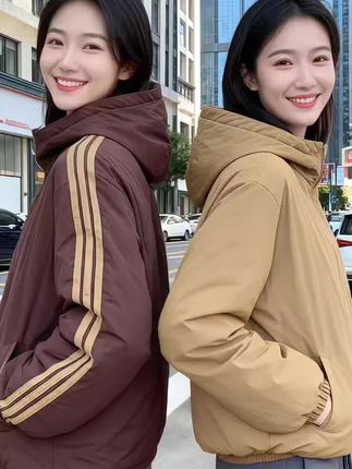 秋冬闺蜜出街怎么穿?这两款连帽棉服,保暖又时髦,和姐妹一起炸街啦~ #穿搭 #早秋秀场抄作业告别路人感 #普通衬衫如何穿出不普通感 #早秋穿搭三分钟出门不是梦 #爆改中老年女装