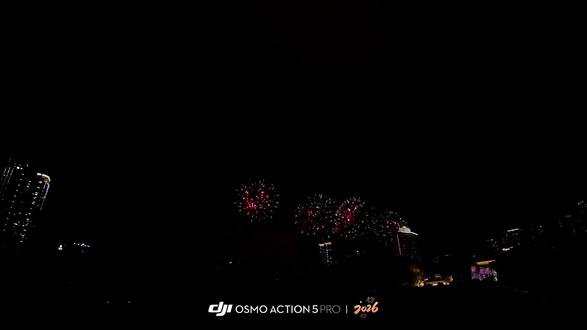 烟火向星辰 所愿皆成真#大疆 #新年快乐 #烟花 #广州 #沙面岛