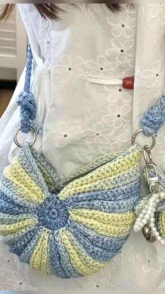 手工编织可爱包包 Stuuuly手工 海螺手机包海星爆闪涂鸦线钩针编织diy材料包#可爱编织包 #好物推荐🔥 #手工diy #编织包 #手机包 @抖音小助手 @抖音Dou+上热门 @抖加🔥上热门🔥dou+🔥热点宝