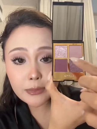 #神仙眼影盘呀 #美妆好物 #爱了爱了 #这也太好看了 #平价好物分享