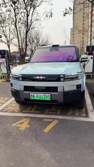 钛7这个手机遥控泊车真方便啊!#厉害了我的车 #钛7 #自动泊车