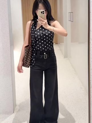 主打一个自由快乐#穿搭分享 #ootd穿搭