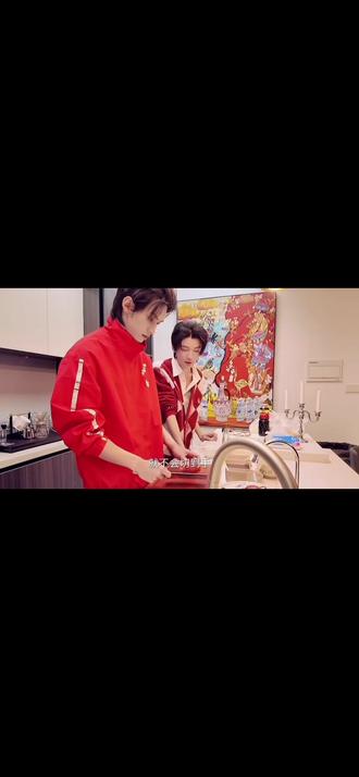 确定是过上了,幸福☺️
幸福的一家三口,淡淡生活很有幸福感.
#云熠 #郝熠然 #云旗