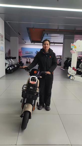 雅迪B30不仅续航远,动力强还跑得远#雅迪电动车#总有一款适合你