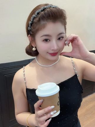 新升级的小香风发箍 一款很抬气质的高品质发箍#头饰发饰 #发箍这样戴好美#高颅顶发箍