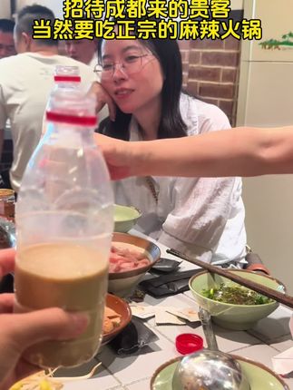 人间幸事,是与姐妹围坐,美食相伴,谈天说地,把平凡日子过成诗 #重庆火锅 #招待客人的正确方式 #自律遇见更好的自己 #干杯🍻 #吃货日常