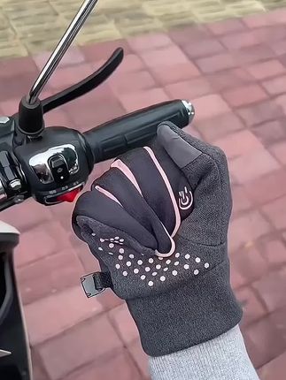 # 手套 # 骑行手套 # 加绒加厚 #防风保暖手套 #好东西一起分享 #好物推荐🔥