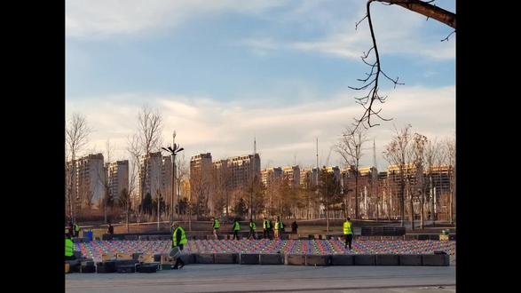 伊宁市苹果公园1000架无人机灯光秀表演