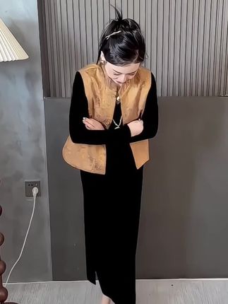 2025秋季新款时尚显瘦气质网红高档套装女高级百搭宽松大码两件套#显瘦穿搭 #洋气减龄 #大码女装 #面料柔软舒适 #高级感