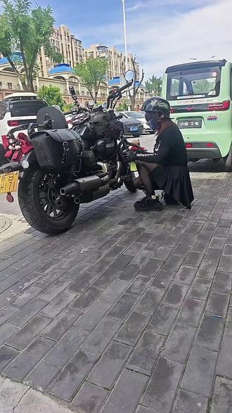 出来见一面吧,这么热的天,热不热#这么热的天你热不热 #哪里凉快就往哪里去