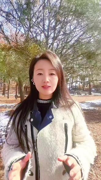 十二月花,循着时序次第开,是四季流转的温柔印记,是时光写就的最美日历,每一朵都藏着岁月的深情,每一季都映着自然的浪漫。#创作者中心 #创作灵感